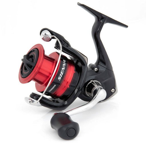 Spolehlivý přívlačový naviják Shimano Sienna 2500 FG pro lov dravců a feeder.